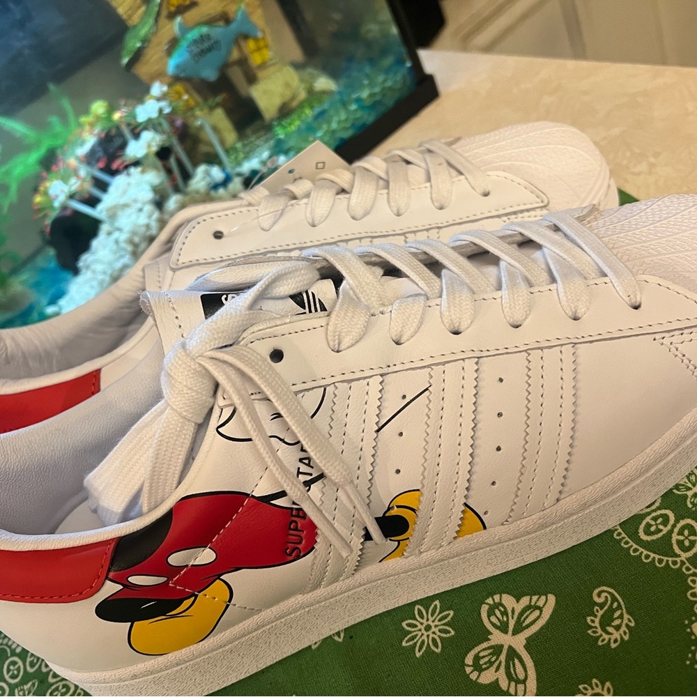 Adidas x Mickey superstar size 9 tennis shoes! New without box!